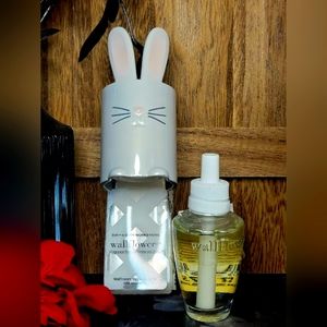 B&BW Easter Bunny Barrel Style Wallflower Plug